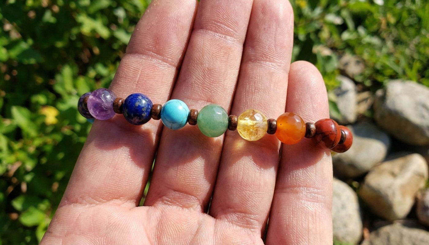 Comment choisir et personnaliser votre bracelet des sept chakras ?